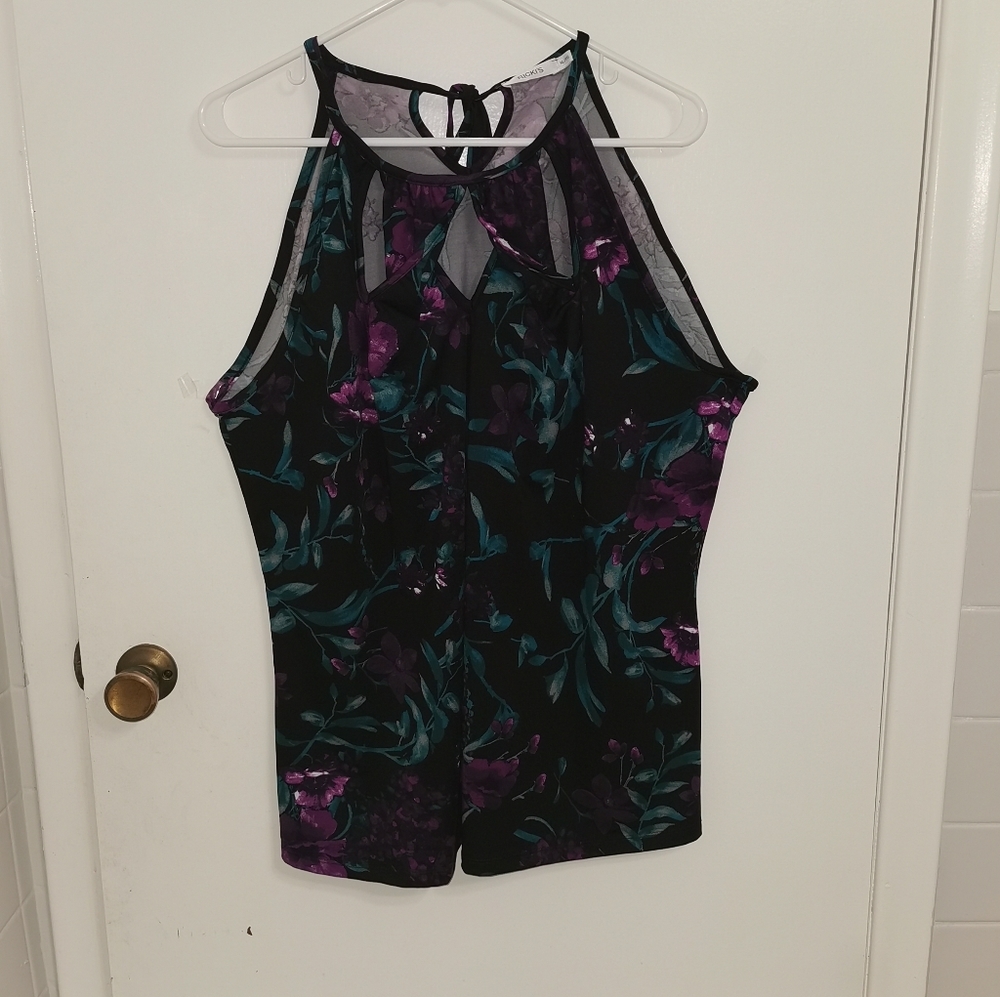 Ricki's top